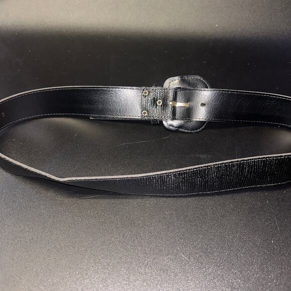 Black Textured Coated Adjustable Belt Women's Size 10 - Picture 4 of 5